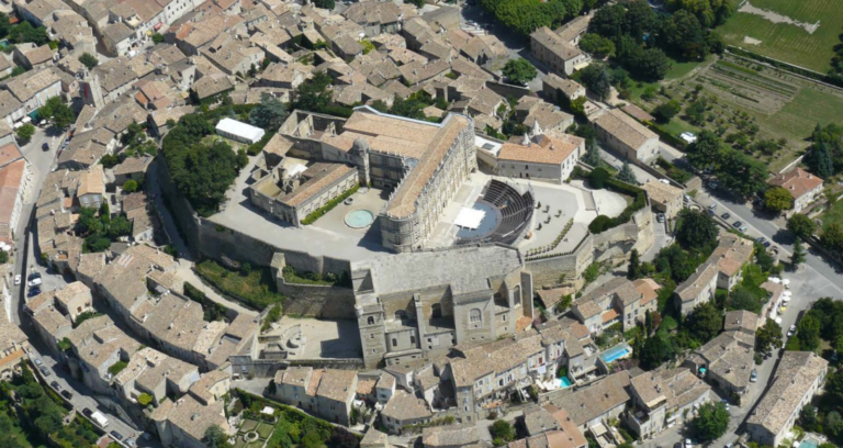 Etude préalable du Château de Grignan - 26230 Drôme