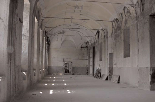 L'auberge Royale des Pauvres à Naples, un grand monument inachevé
